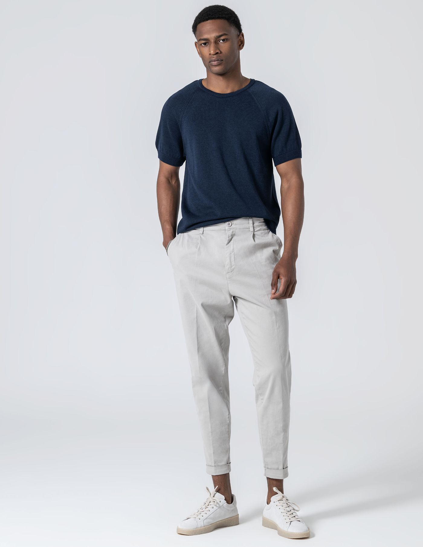 CALÇA CHINO CROPPED FIT VIROLA CINZA CLARO