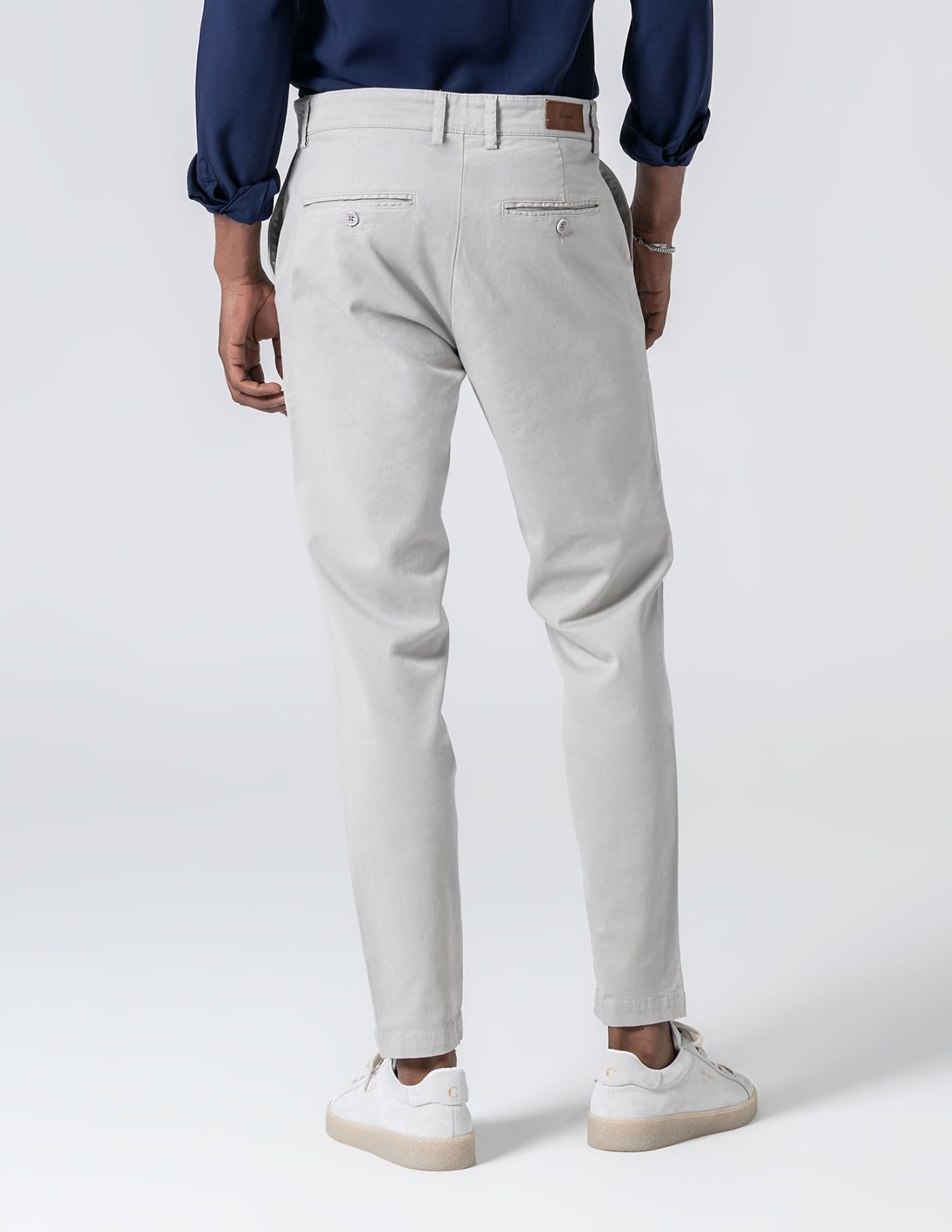 CALÇA CHINO SLIM FIT CINZA CLARO