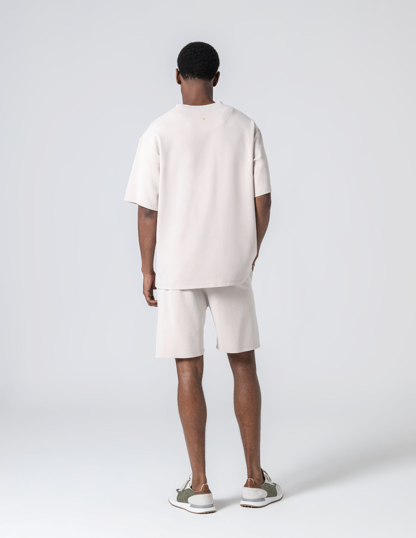 CALÇÕES RELAXED FIT BEGE