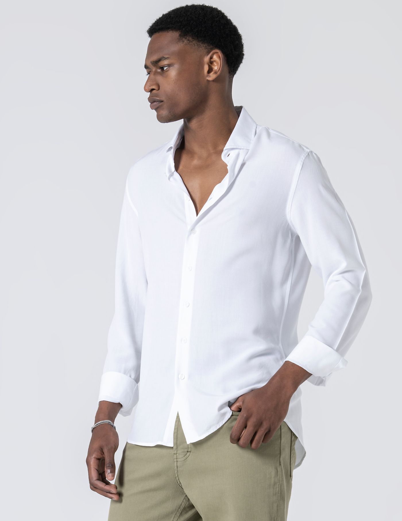CAMISA RELAXED FIT LEVE BRANCO