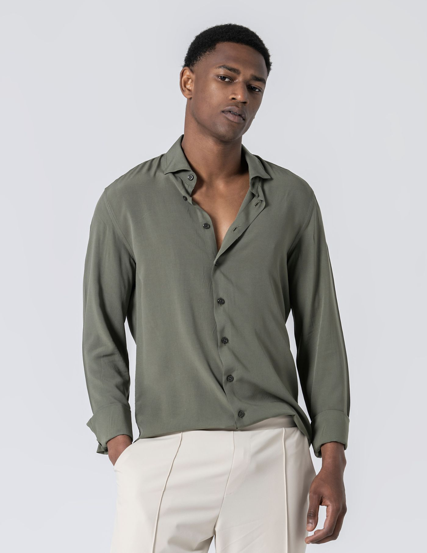  CAMISA RELAXED FIT LEVE VERDE