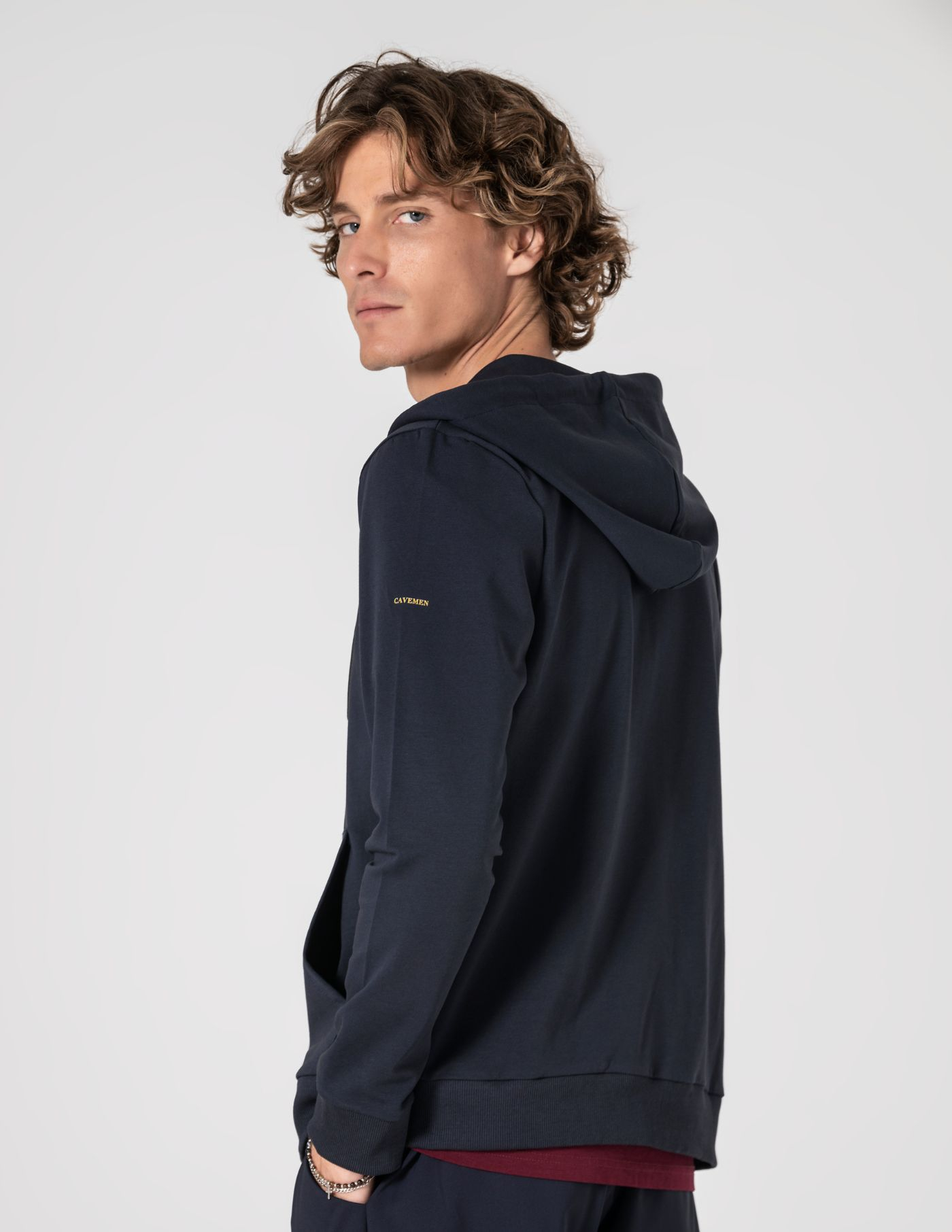 CASACO DE FELPA COM CAPUZ DUPLO CURSOR AZUL