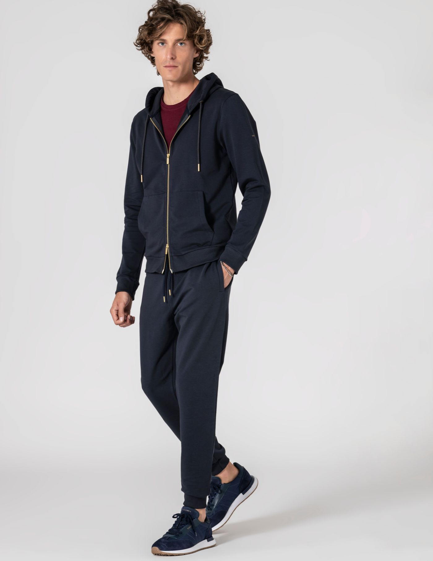 CASACO DE FELPA COM CAPUZ DUPLO CURSOR AZUL