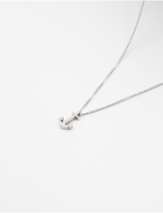 COLAR CURTO C/ PENDENTE DE ANCORA