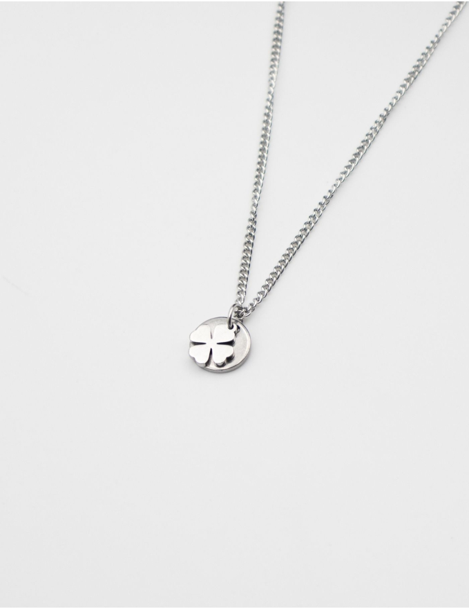 COLAR COM PENDENTE TREVO