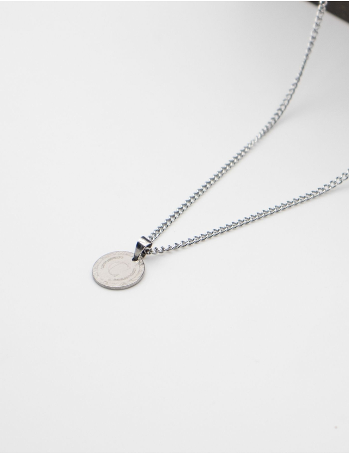 COLAR COM BRASAO CAVEMEN