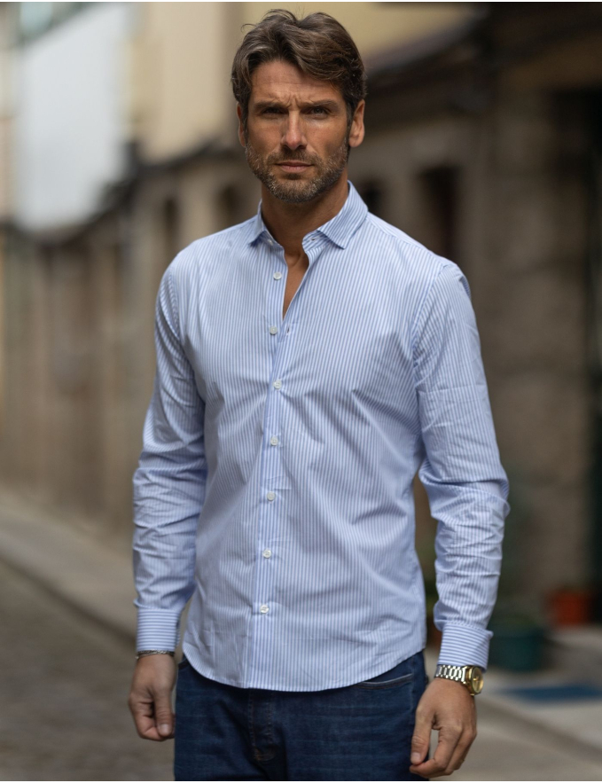 CAMISA STRETCH RISCA AZUL CLARO