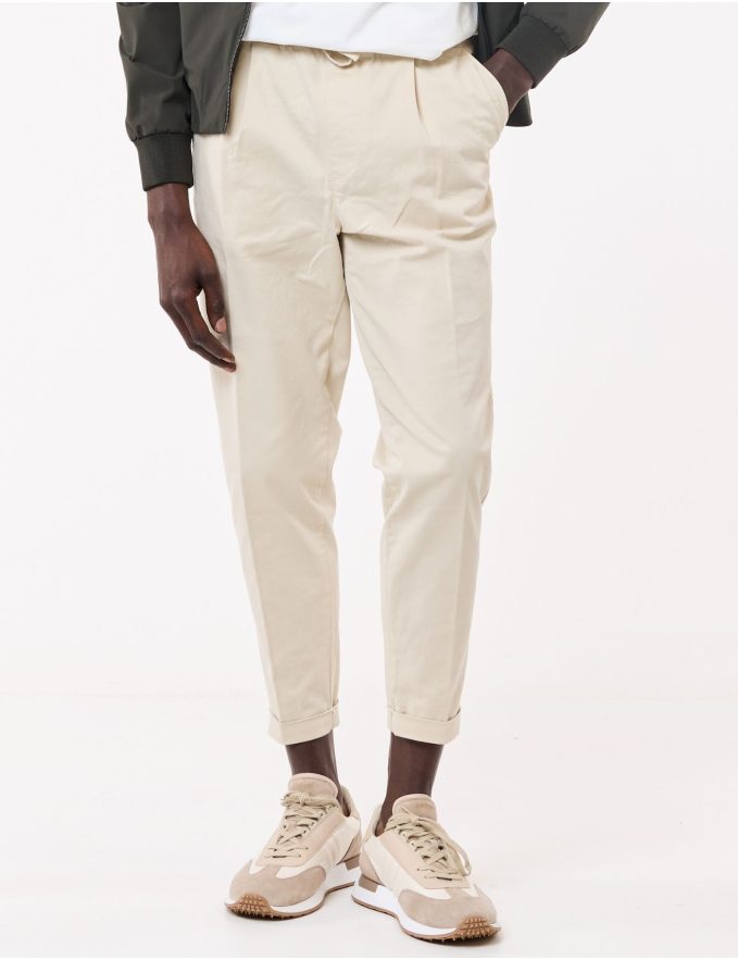 CALÇA CHINO CROPPED FIT DE CORDÃO BEGE