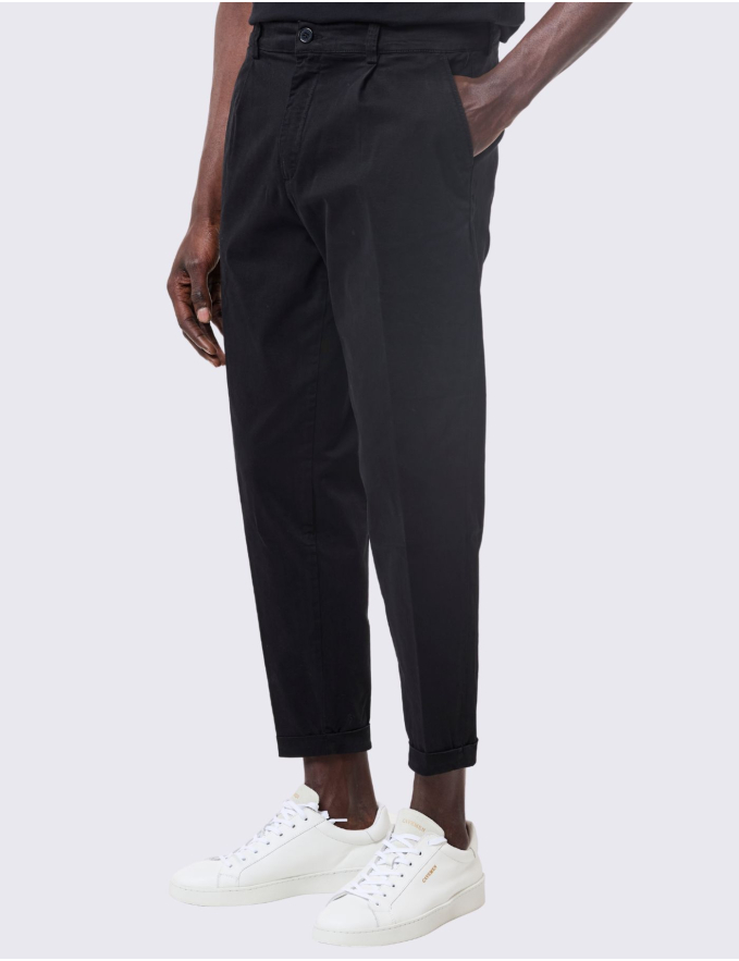 CALÇA CHINO CROPPED FIT VIROLA PRETO