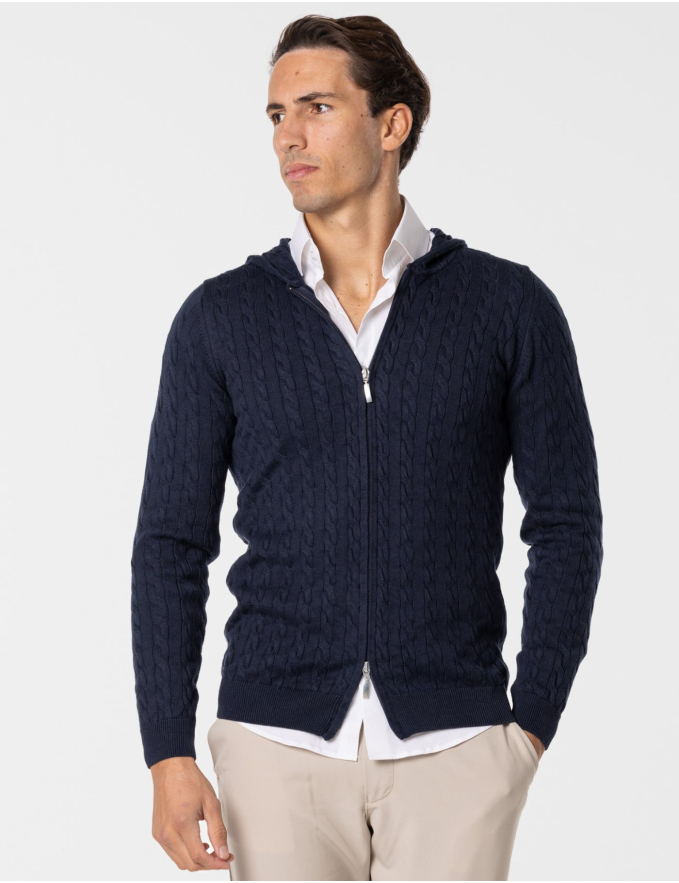 CASACO DE TRICOT ENTRANÇADO AZUL