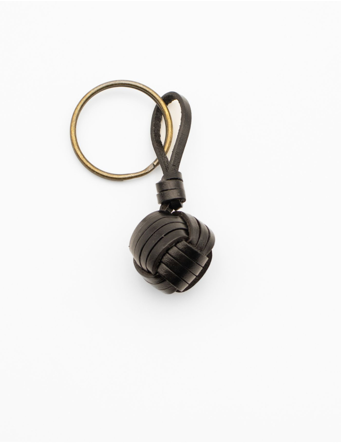 PORTA-CHAVES EM PELE PRETO