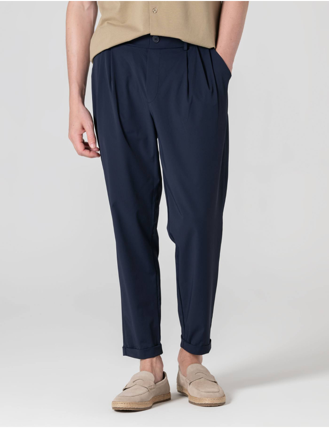 CALÇA DE TECIDO TÉCNICO AZUL MARINHO