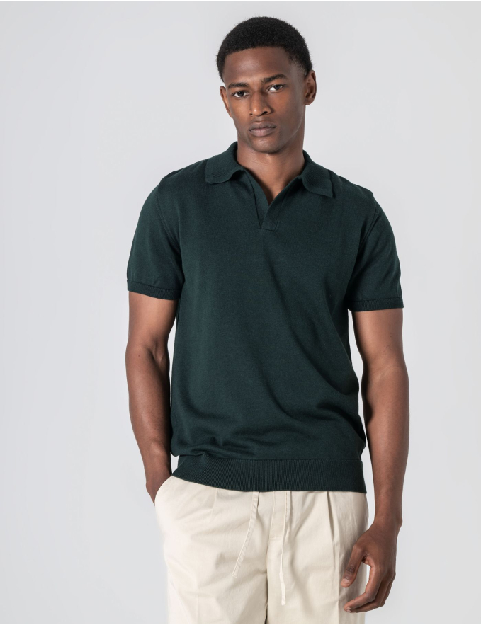 POLO DE MALHA EM BICO VERDE